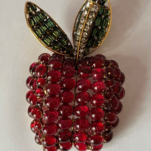 IRADJ MOINI Vintage Large Apple Fruit Brooch Pin Costume Designer Jewelry - Picture 2 of 10